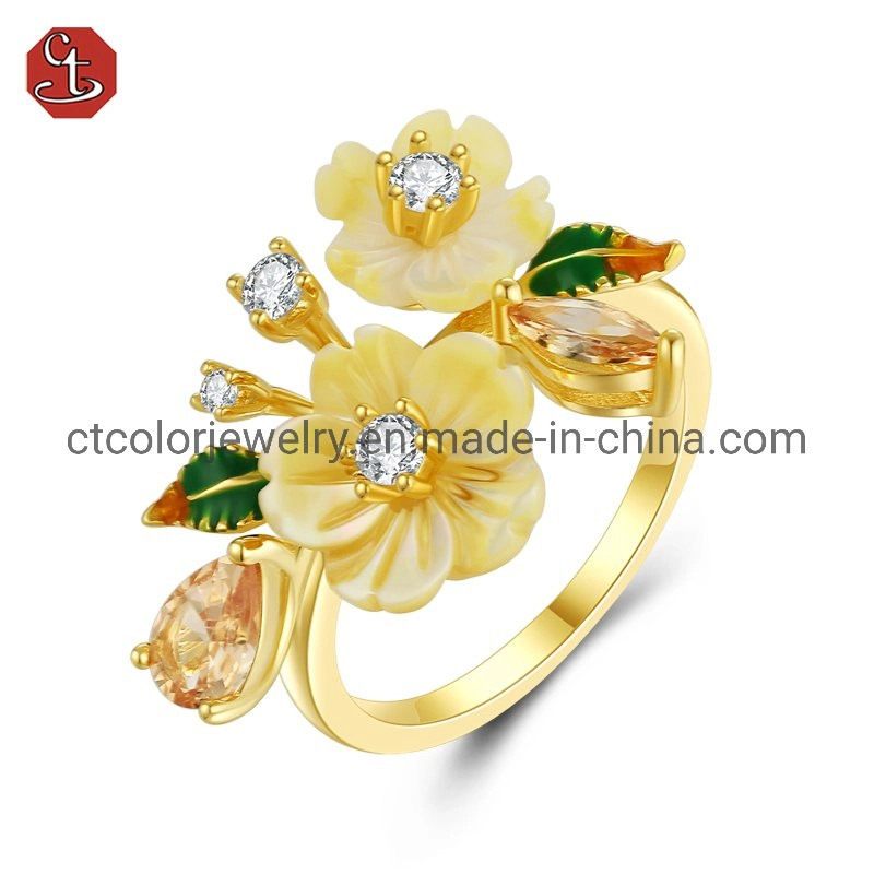 Fashion beautiful shell flower jewelry elegant gold flower zirconia ring for accessories
