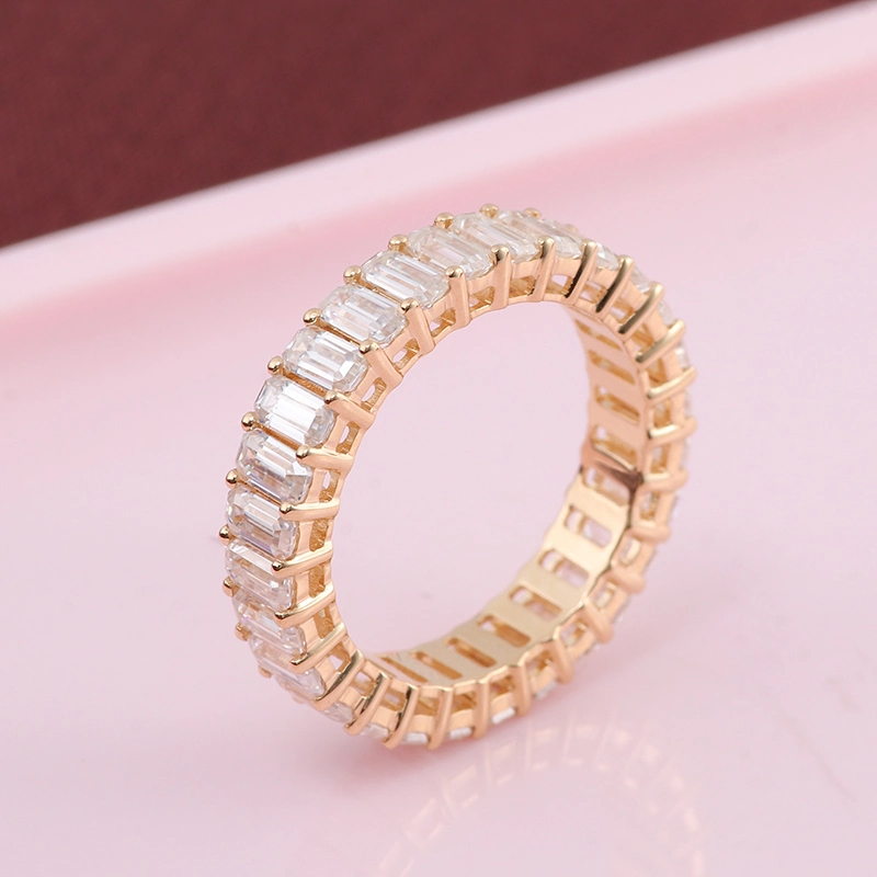 10K Solid Gold Moissanite Eternity Wedding Band Vvs 2*4mm Emerald Cut Moissanite Diamond Engagement Rings